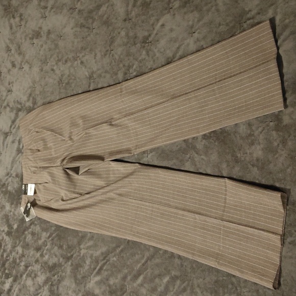 East 5th Brown Trousers Elegant and Versatile - Picture 8 of 12